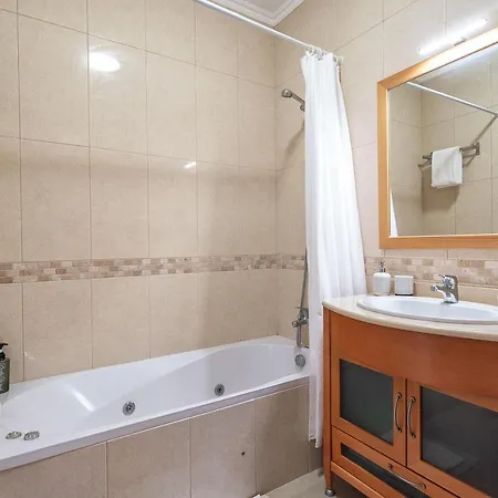 Homes Ocean View With Relax Terrace, 2 Swimming Pools & Tennis Court * アルブフェイラ