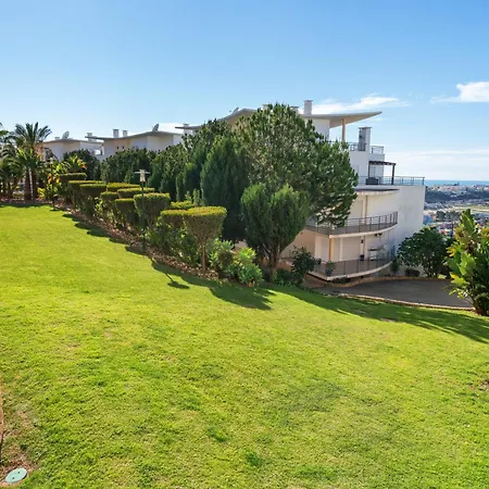 Homes Ocean View With Relax Terrace, 2 Swimming Pools & Tennis Court * アルブフェイラ